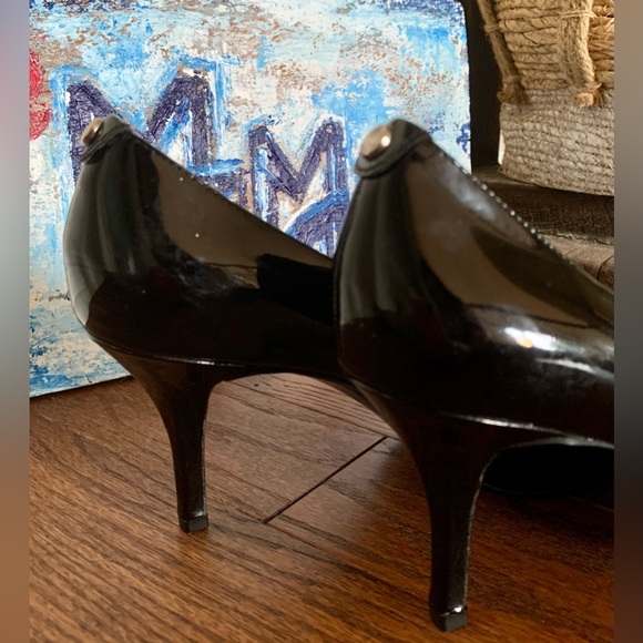 Michael Kors Black Patent Leather Peep-Toe heels. - Picture 10 of 16